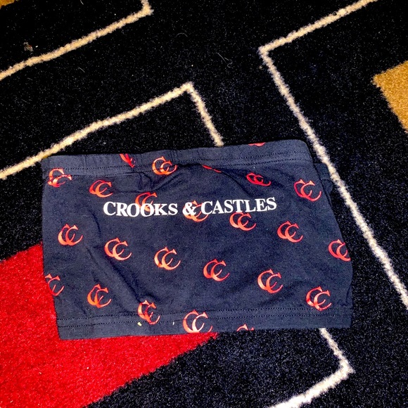 Doesn’t fit right - Picture 1 of 2